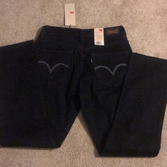 New Levi’s jeans - Picture 4 of 6